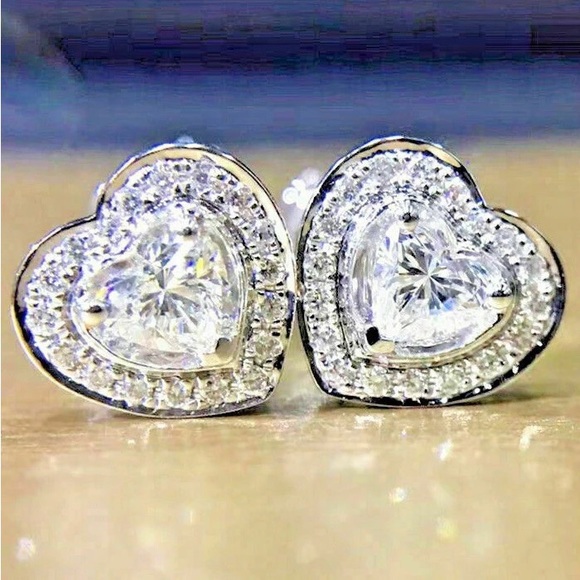 Bling Bling Heart Diamond Sweet Lovely Stud Earrings - Picture 2 of 8